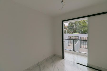 Sala de casa à venda com 2 quartos, 114m² em Jardim Leblon, Belo Horizonte