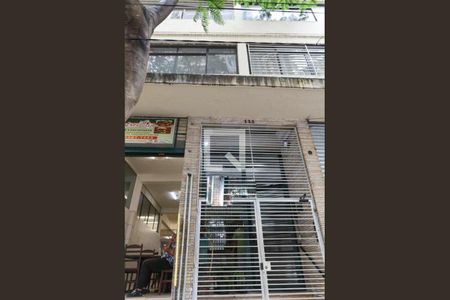 Apartamento para alugar com 80m², 2 quartos e sem vaga Apartamento para alugar com 80m², 2 quartos e sem vagaFachada