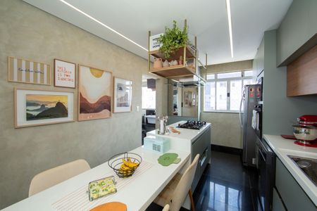 Apartamento para alugar com 150m², 4 quartos e 4 vagas Apartamento para alugar com 150m², 4 quartos e 4 vagasCozinha