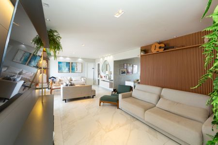 Apartamento para alugar com 150m², 4 quartos e 4 vagas Apartamento para alugar com 150m², 4 quartos e 4 vagasSala