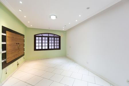 Sala de casa para alugar com 3 quartos, 306m² em Parque Guaianazes, São Paulo