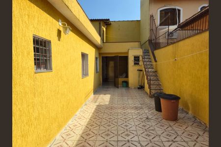 Casa à venda com 138m², 3 quartos e 3 vagasQuintal