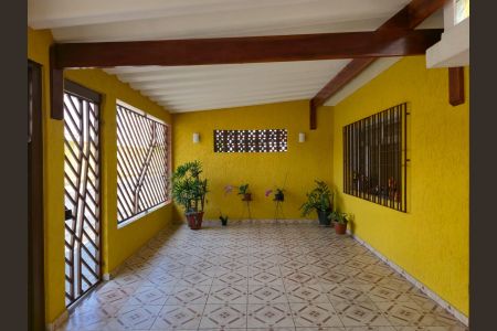 Casa à venda com 138m², 3 quartos e 3 vagasGaragem