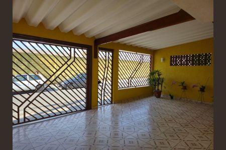 Casa à venda com 138m², 3 quartos e 3 vagasGaragem