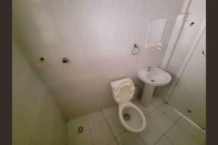 Apartamento para alugar com 97m², 2 quartos e 1 vaga Apartamento para alugar com 97m², 2 quartos e 1 vagaBanheiro da Suíte