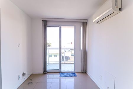 Apartamento à venda com 42m², 1 quarto e 1 vagaSala