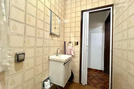 Casa à venda com 90m², 4 quartos e 1 vaga Casa à venda com 90m², 4 quartos e 1 vagaBanheiro 1