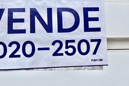 Plaquinha de casa à venda com 4 quartos, 90m² em Vila Fachini, São Paulo