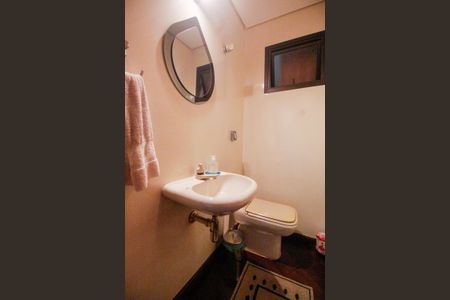 Apartamento à venda com 198m², 3 quartos e 4 vagasLavabo