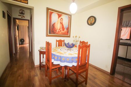 Apartamento à venda com 198m², 3 quartos e 4 vagasCopa