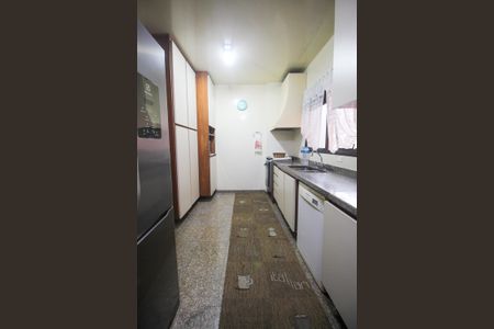 Apartamento à venda com 198m², 3 quartos e 4 vagasCozinha