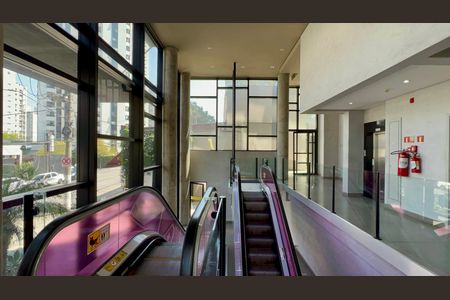 Studio para alugar com 40m², 1 quarto e 1 vagaEscada