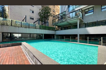 Studio para alugar com 40m², 1 quarto e 1 vagaPiscina