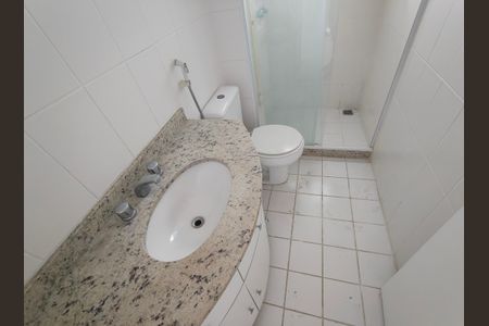 Apartamento para alugar com 77m², 2 quartos e 1 vagaBanheiro