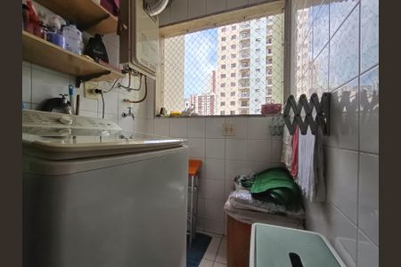 Apartamento à venda com 64m², 2 quartos e 1 vagaÁrea de Serviço