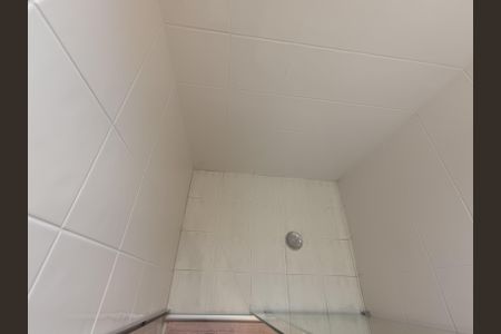 Apartamento à venda com 64m², 2 quartos e 1 vagaBanheiro Social