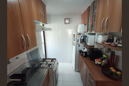 Apartamento à venda com 64m², 2 quartos e 1 vagaCozinha