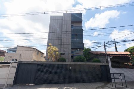 Apartamento à venda com 168m², 5 quartos e 2 vagasFachada