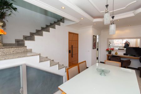 Apartamento à venda com 168m², 5 quartos e 2 vagasSala