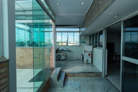 Apartamento à venda com 168m², 5 quartos e 2 vagasCobertura - Sala