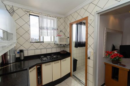 Apartamento à venda com 168m², 5 quartos e 2 vagasCozinha