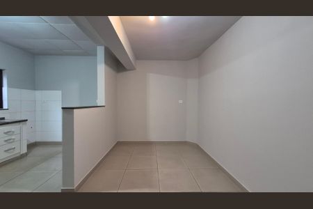 Casa à venda com 131m², 2 quartos e 2 vagas Casa à venda com 131m², 2 quartos e 2 vagasCozinha
