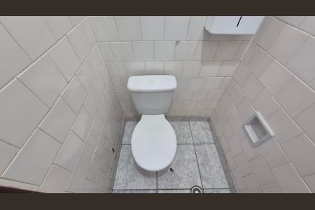 Casa à venda com 131m², 2 quartos e 2 vagas Casa à venda com 131m², 2 quartos e 2 vagasBanheiro