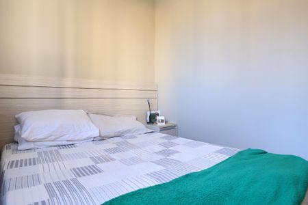 Quarto de apartamento à venda com 2 quartos, 38m² em Sagrada Família, Belo Horizonte