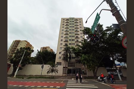 Apartamento para alugar com 50m², 2 quartos e 1 vaga Apartamento para alugar com 50m², 2 quartos e 1 vagaFachada do Prédio