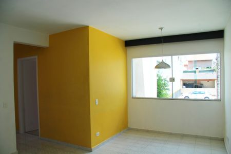 Sala  de apartamento à venda com 2 quartos, 67m² em Vila Santa Maria, Guarulhos