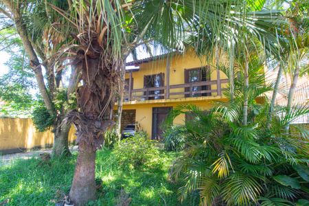 Casa à venda com 1450m², 2 quartos e 2 vagas Casa à venda com 1450m², 2 quartos e 2 vagasÁrea externa