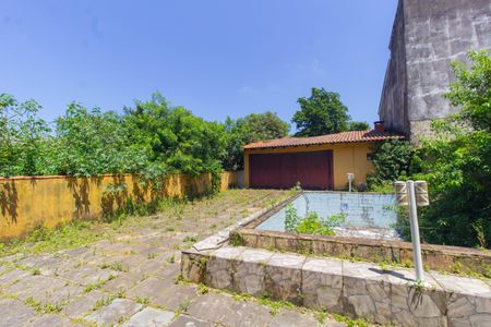 Casa à venda com 1450m², 2 quartos e 2 vagas Casa à venda com 1450m², 2 quartos e 2 vagasÁrea externa