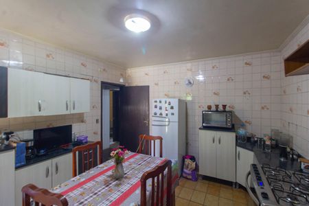 Casa à venda com 1450m², 2 quartos e 2 vagas Casa à venda com 1450m², 2 quartos e 2 vagasCozinha