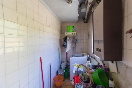 Casa à venda com 1450m², 2 quartos e 2 vagas Casa à venda com 1450m², 2 quartos e 2 vagasÁrea de Serviço