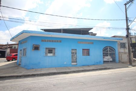 Casa à venda com 320m², 3 quartos e 3 vagasFachada