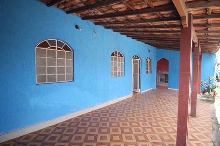 Casa à venda com 320m², 3 quartos e 3 vagasQuintal