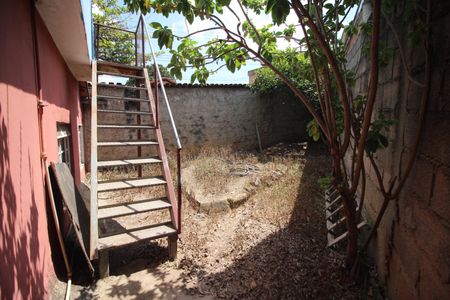 Casa à venda com 320m², 3 quartos e 3 vagasQuintal