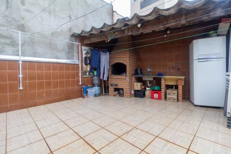Casa para alugar com 360m², 3 quartos e 5 vagas Casa para alugar com 360m², 3 quartos e 5 vagasQuintal