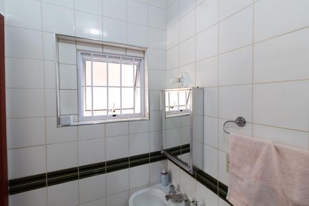 Casa à venda com 192m², 3 quartos e 3 vagasBANHEIRO DA  SUITE