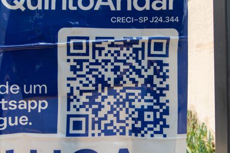 Casa à venda com 192m², 3 quartos e 3 vagasFACHADA