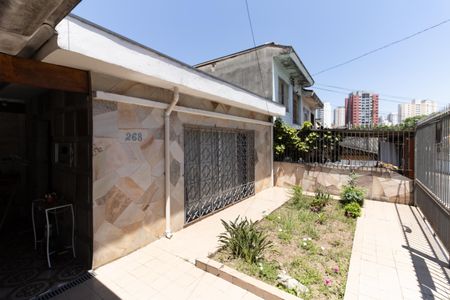Casa à venda com 201m², 2 quartos e 7 vagas Casa à venda com 201m², 2 quartos e 7 vagasJardim