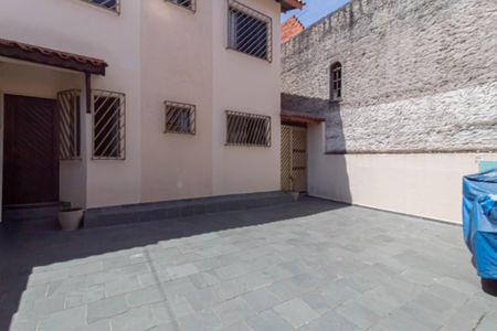 Casa à venda com 90m², 3 quartos e 2 vagas