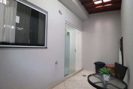Casa à venda com 171m², 3 quartos e 3 vagasÁrea comum - Churrasqueira