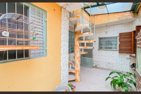 Casa à venda com 206m², 2 quartos e 4 vagasQuintal