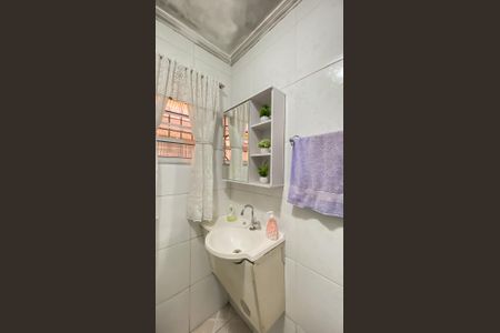 Casa à venda com 206m², 2 quartos e 4 vagasBanheiro da Suíte