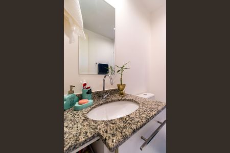 Apartamento à venda com 70m², 2 quartos e 1 vagaBanheiro Social