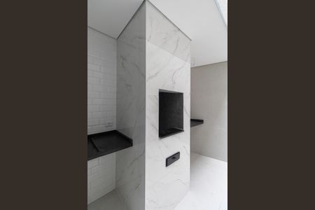 Casa à venda com 100m², 3 quartos e 2 vagas Casa à venda com 100m², 3 quartos e 2 vagasÁrea de Serviço e Churrasqueira