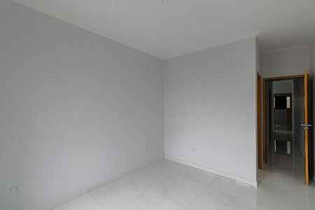 Casa à venda com 100m², 3 quartos e 2 vagas Casa à venda com 100m², 3 quartos e 2 vagasSuíte 3