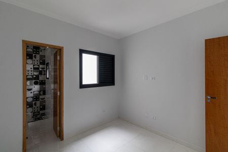 Casa à venda com 100m², 3 quartos e 2 vagas Casa à venda com 100m², 3 quartos e 2 vagasSuíte 1