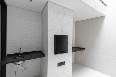 Casa à venda com 100m², 3 quartos e 2 vagas Casa à venda com 100m², 3 quartos e 2 vagasÁrea de Serviço e Churrasqueira